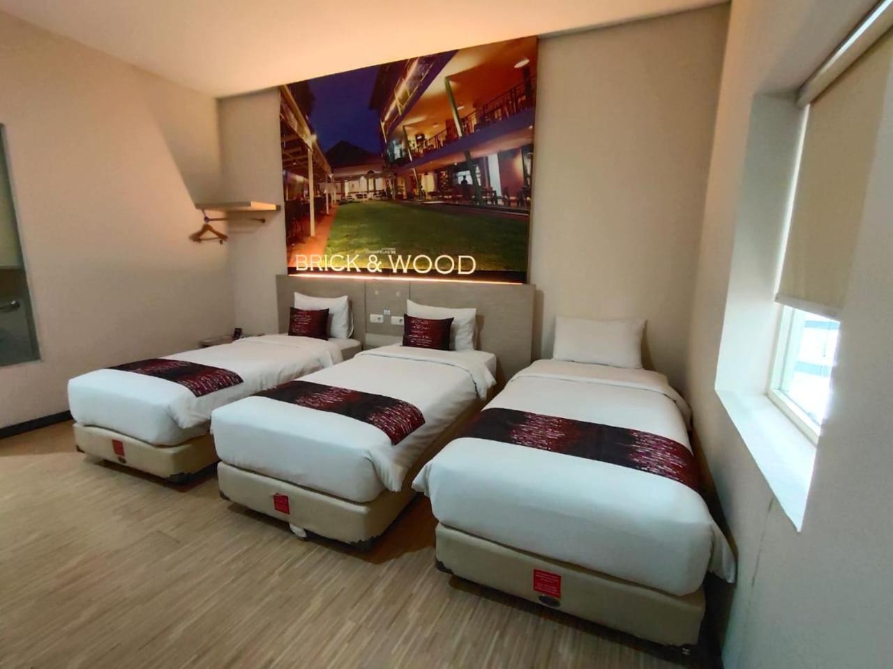בנדונג Hotel Promenade Cihampelas מראה חיצוני תמונה