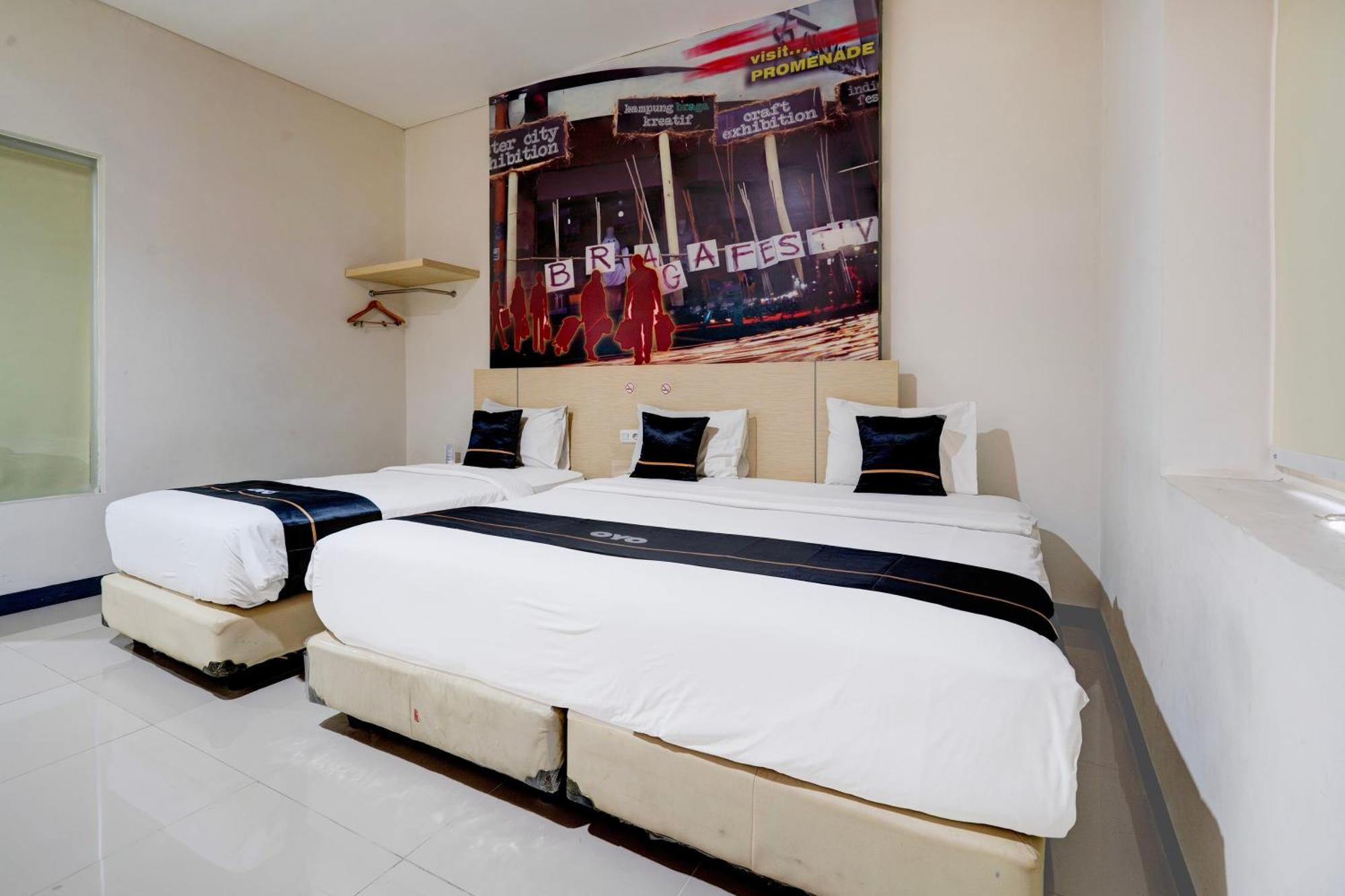 בנדונג Townhouse Oak Cihampelas Near Ciwalk Formerly Promenade Hotel מראה חיצוני תמונה